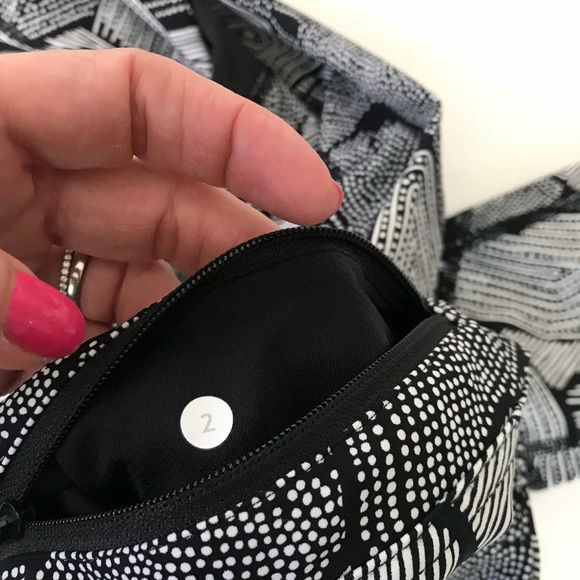 Lululemon Dottie Tribe Pace Rival Crop - Picture 5 of 7